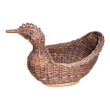 Woven wicker hen