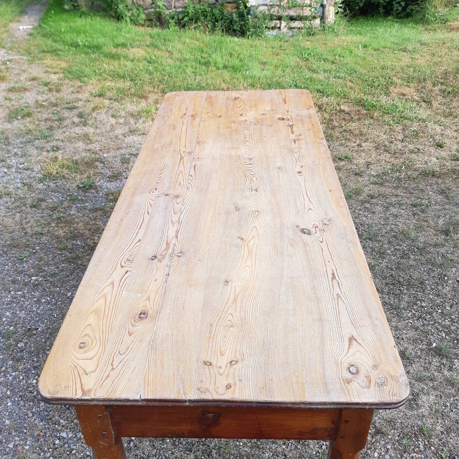 Farm table 199X78