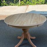 Extendable round dining table with central leg, renovated in raw wood, 150cm