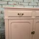 Buffet parisien vintage rose pâle