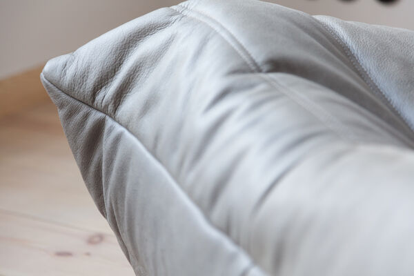 Canapé Togo modèle dessiné par Michel Ducaroy 1973