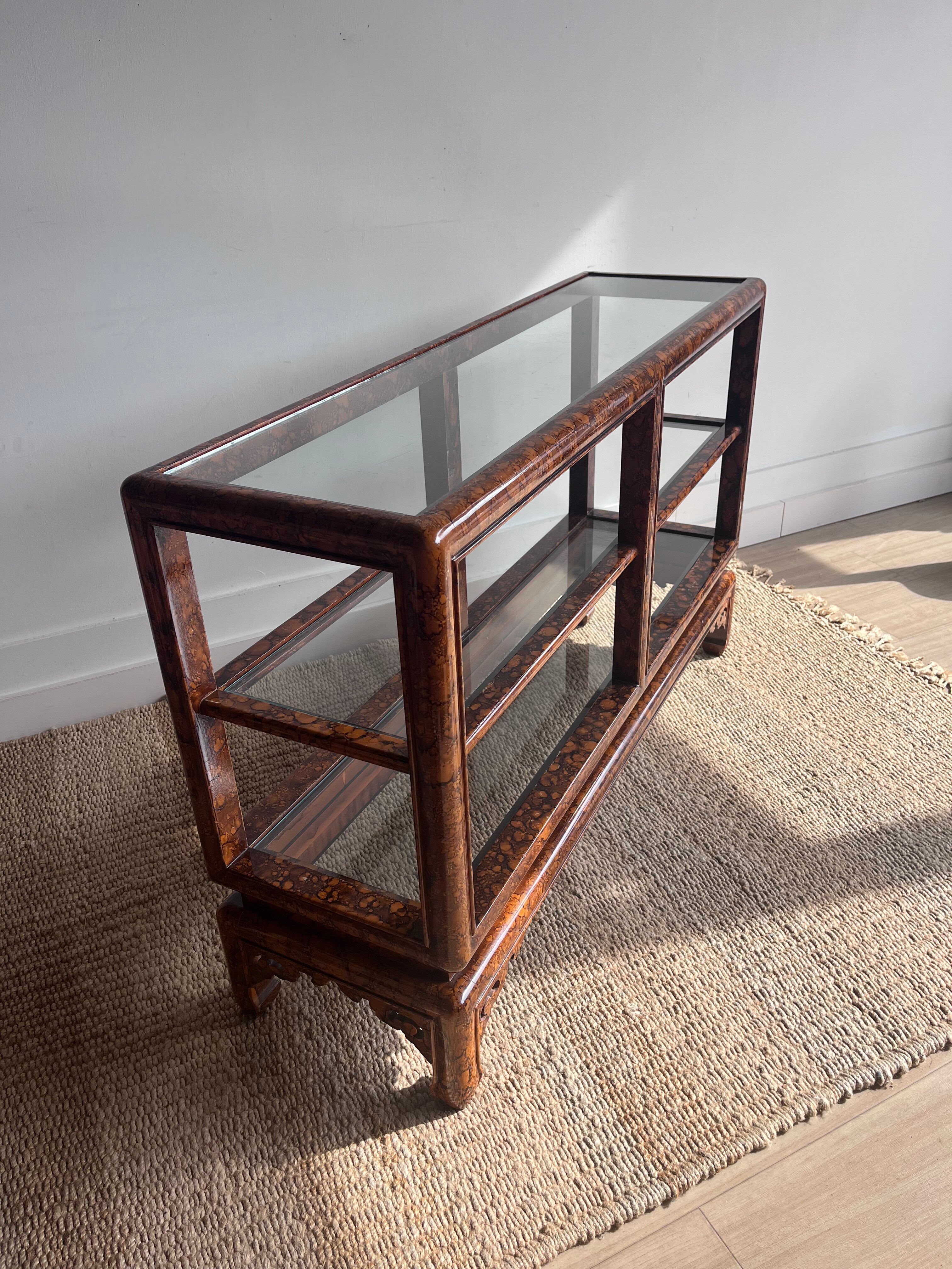 Lacquered console shelf "Faux Tortoiseshell" — Chinoiserie style