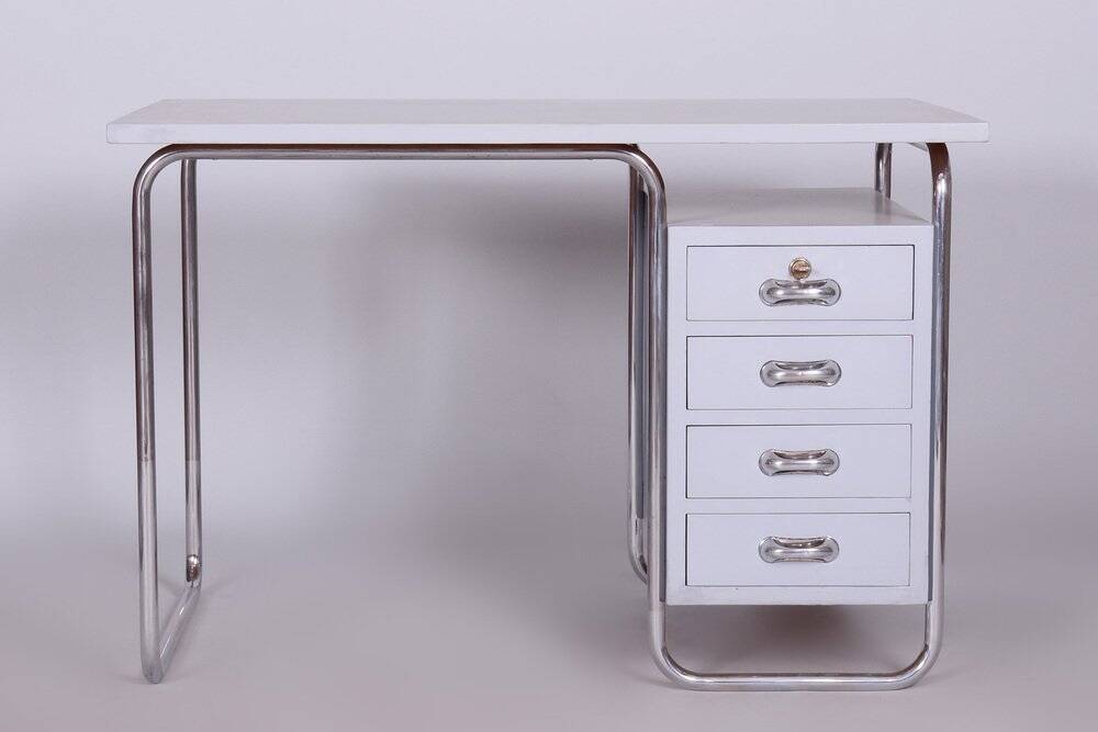 Bauhaus Lacquered Wood Writing Desk & Chair attributed to Hynek Gottwald, 1930s, Set of 2