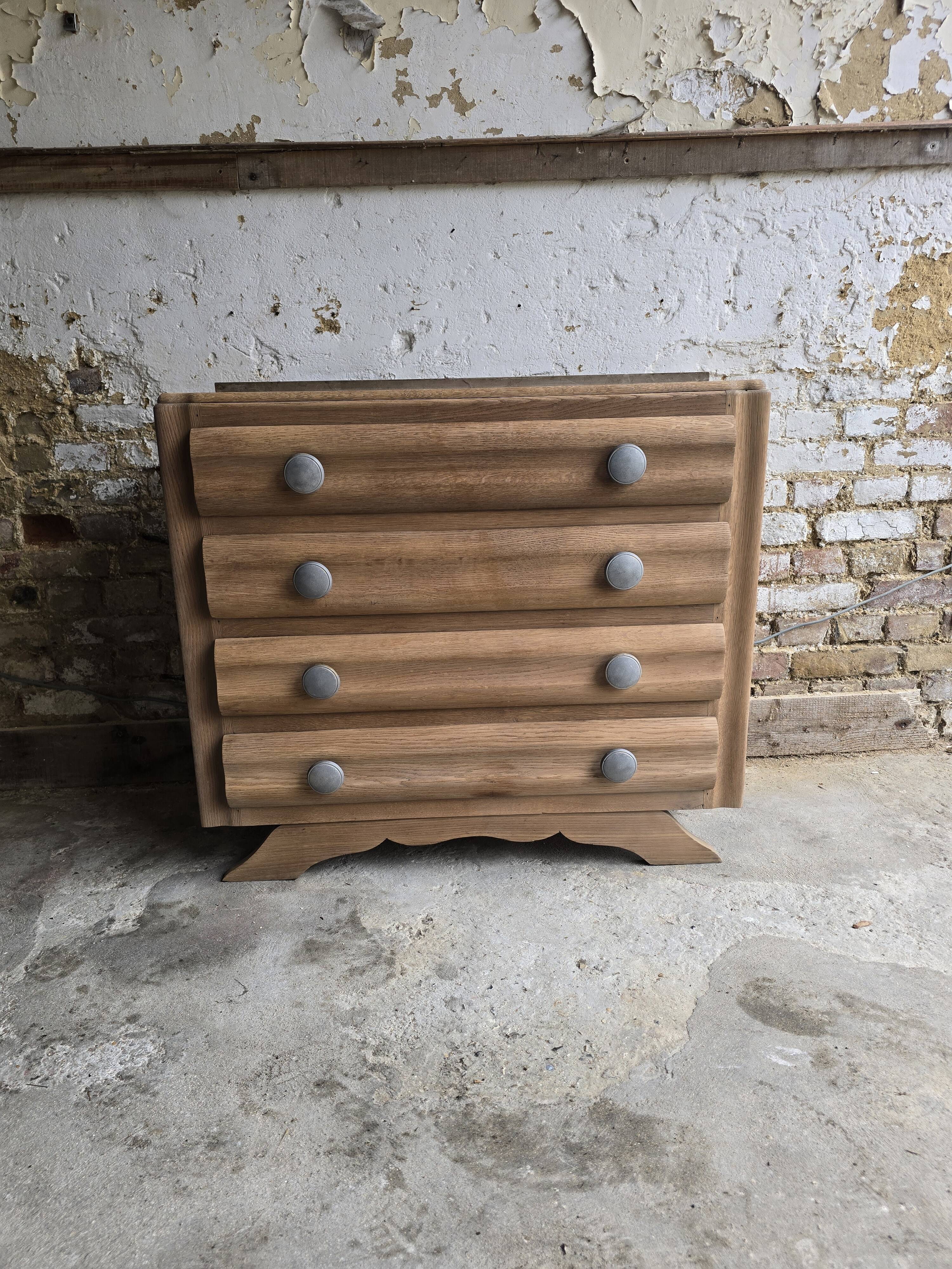 Art Deco chest of drawers