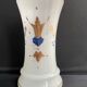Vase napoleon iii opalescent white opaline