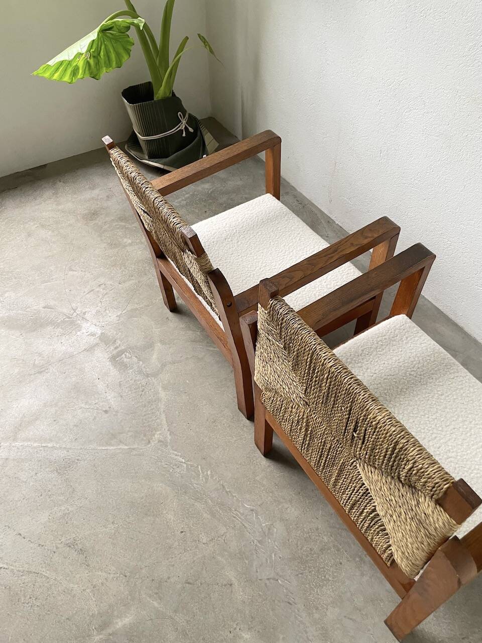 Pair of oak and straw armchairs, reconstruction style