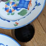 Set of 4 old Saint Clement plates with bouquet of flowers