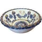 Ceramic cup with birds and gilding