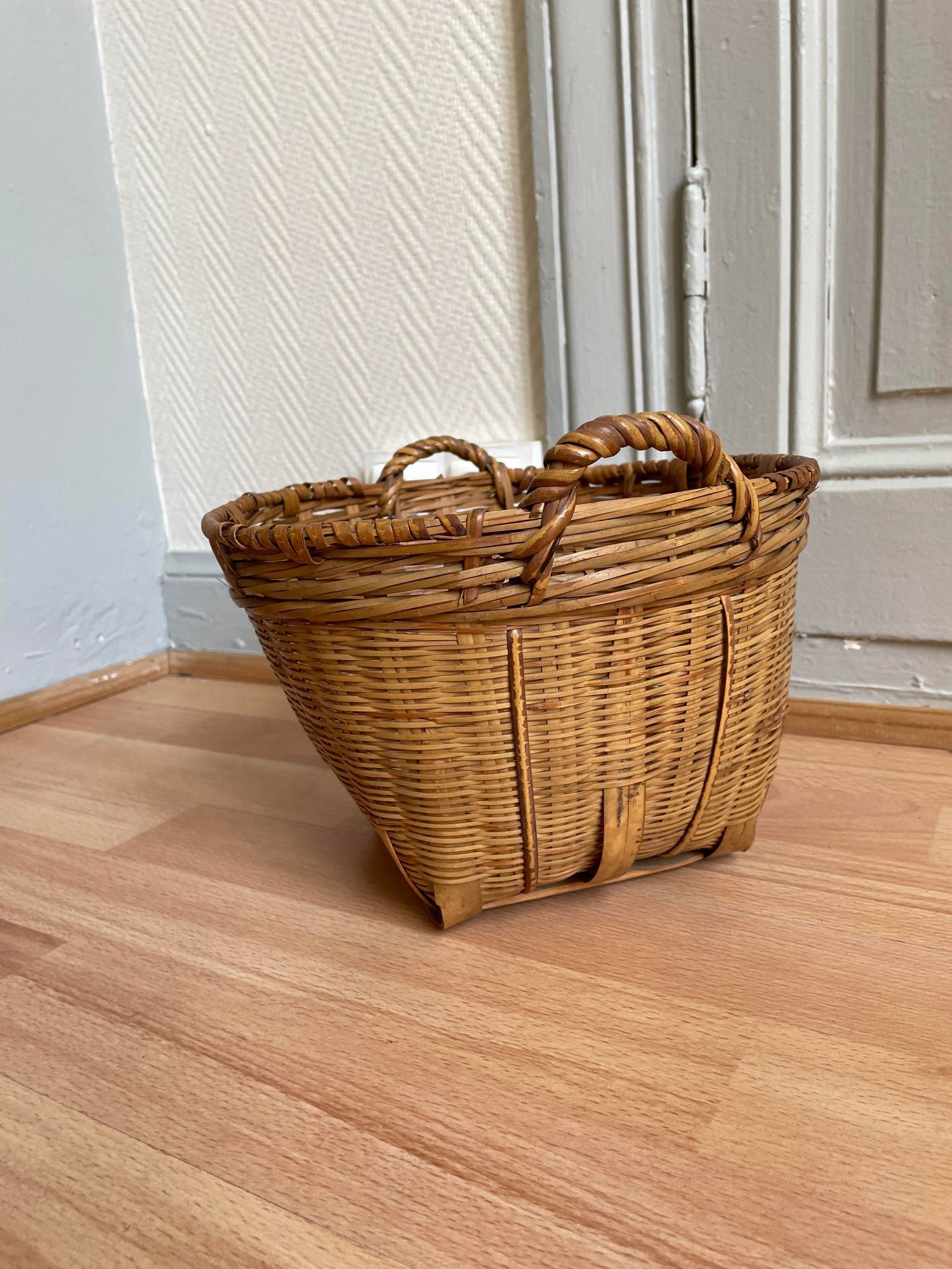 Wicker pot cover