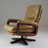 Leather lounge chair by André Vandenbeuck
