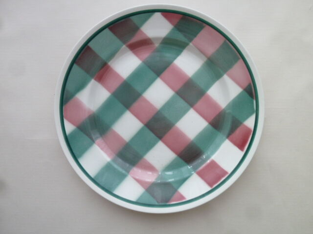 Flat dish of the new faiencerie of Givors