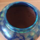 Hand-turned stoneware vase – Iridescent glaze