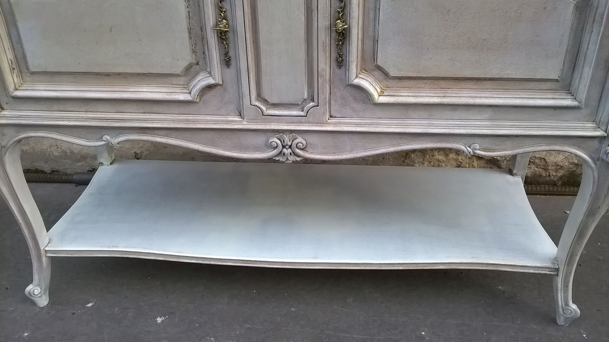 Patinated dresser 1900