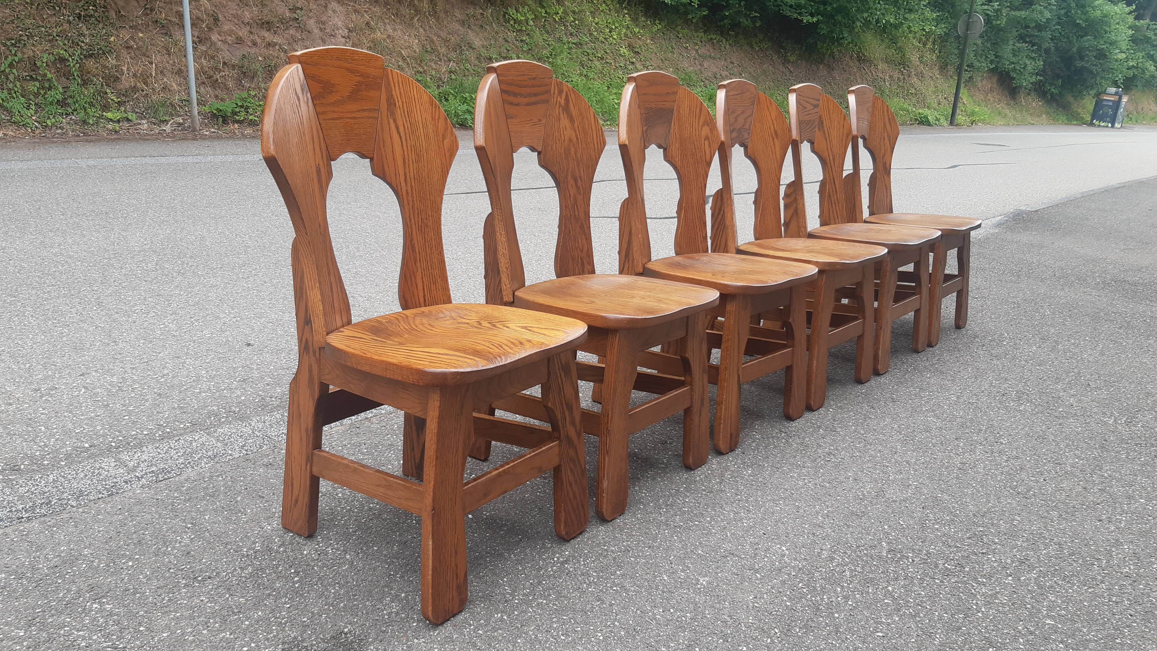 Brutalist chairs in solid oak mountain chalet decor