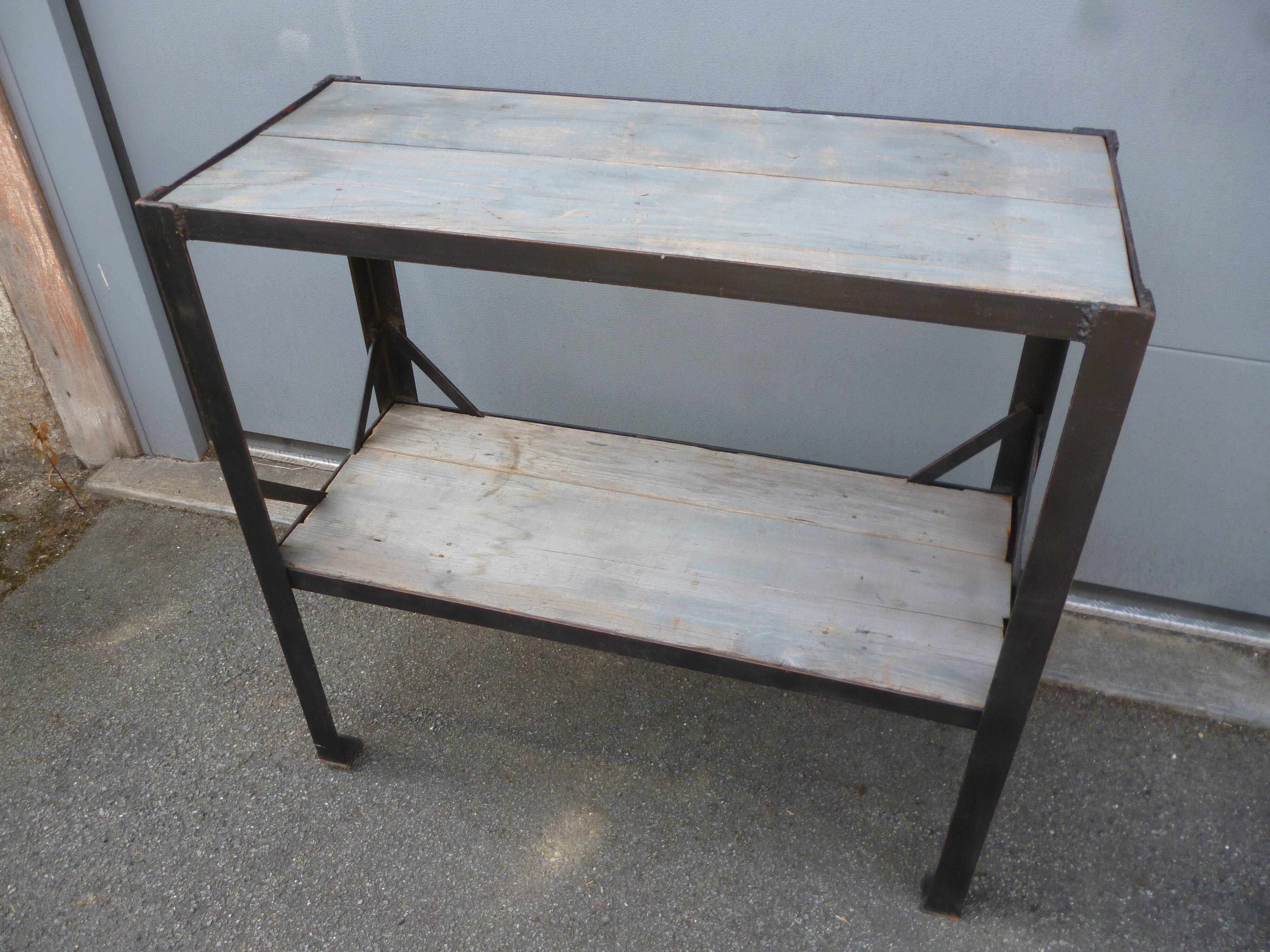 Iron and wood workshop service