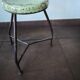 Tabouret tripode vintage, style industriel bois et métal