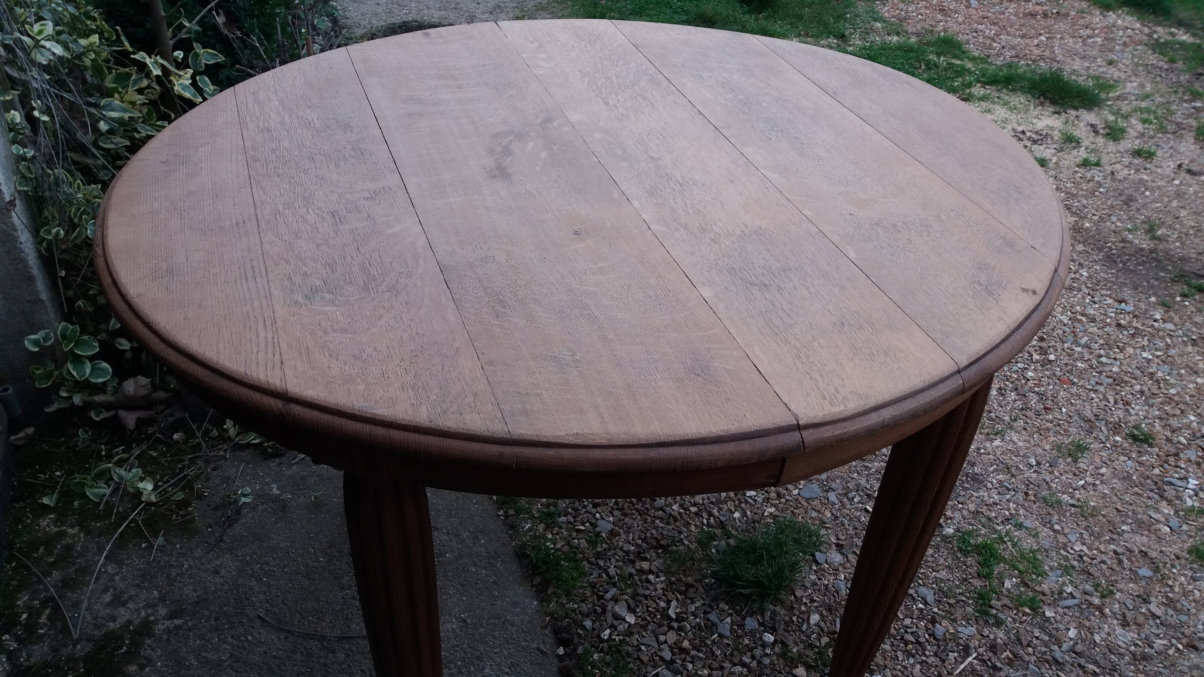 Art Deco table in solid oak