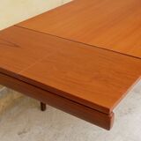 Expandable teak dining table