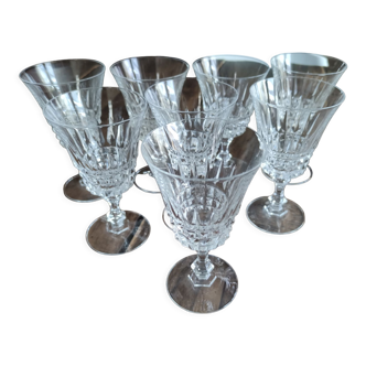 Lot de 8 verres à vin blanc petite contenance en cristal ciselé ancien