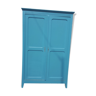 Armoire parisienne penderie pétrole