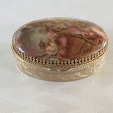 Petite boite à bijoux ovale  ancienne