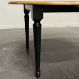Black extendable classic dining table, 6/8 place settings