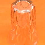 Vase de style art déco  verre moulé transparent / décor géométrique