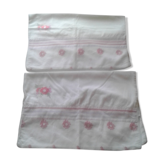 Lot de 2 housses de coussin brodées