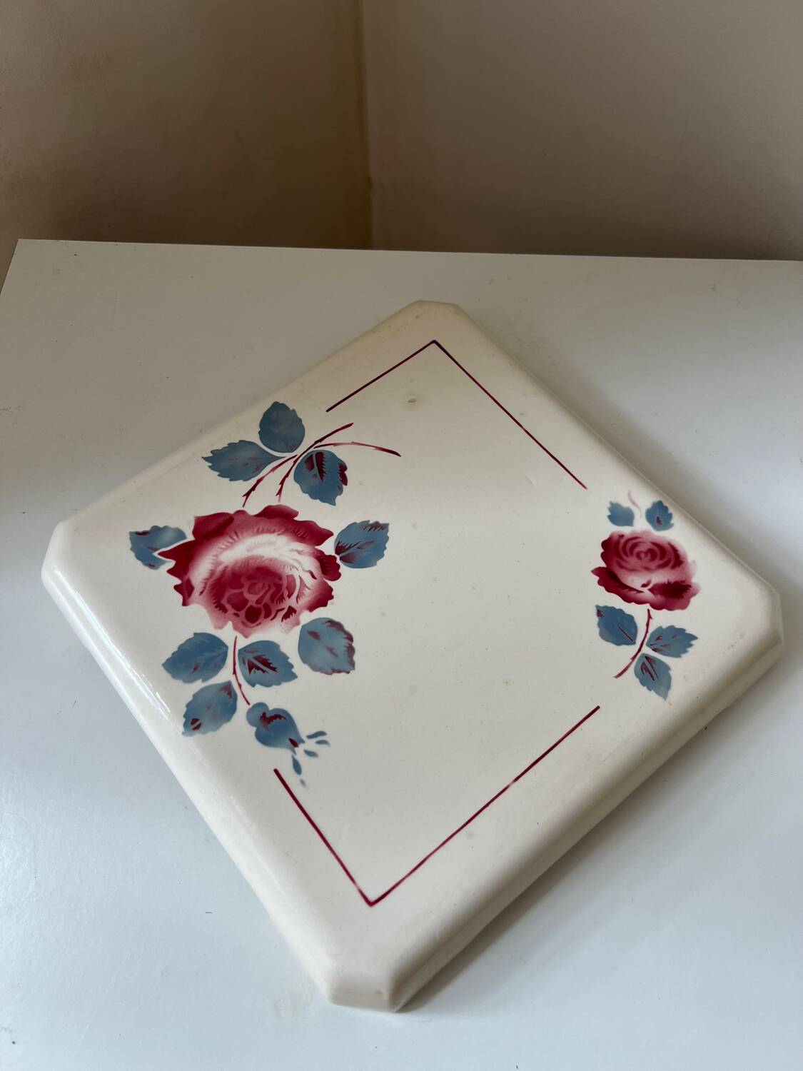 Badonviller ceramic flower trivet
