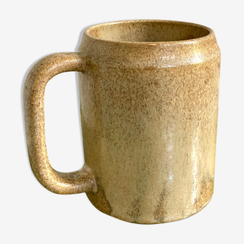 Mug mug in sandstone