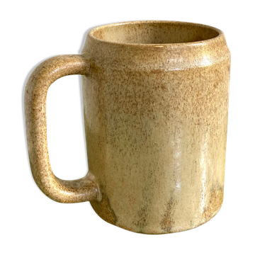 Mug mug in sandstone