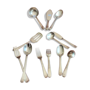 Série de 12 couverts
