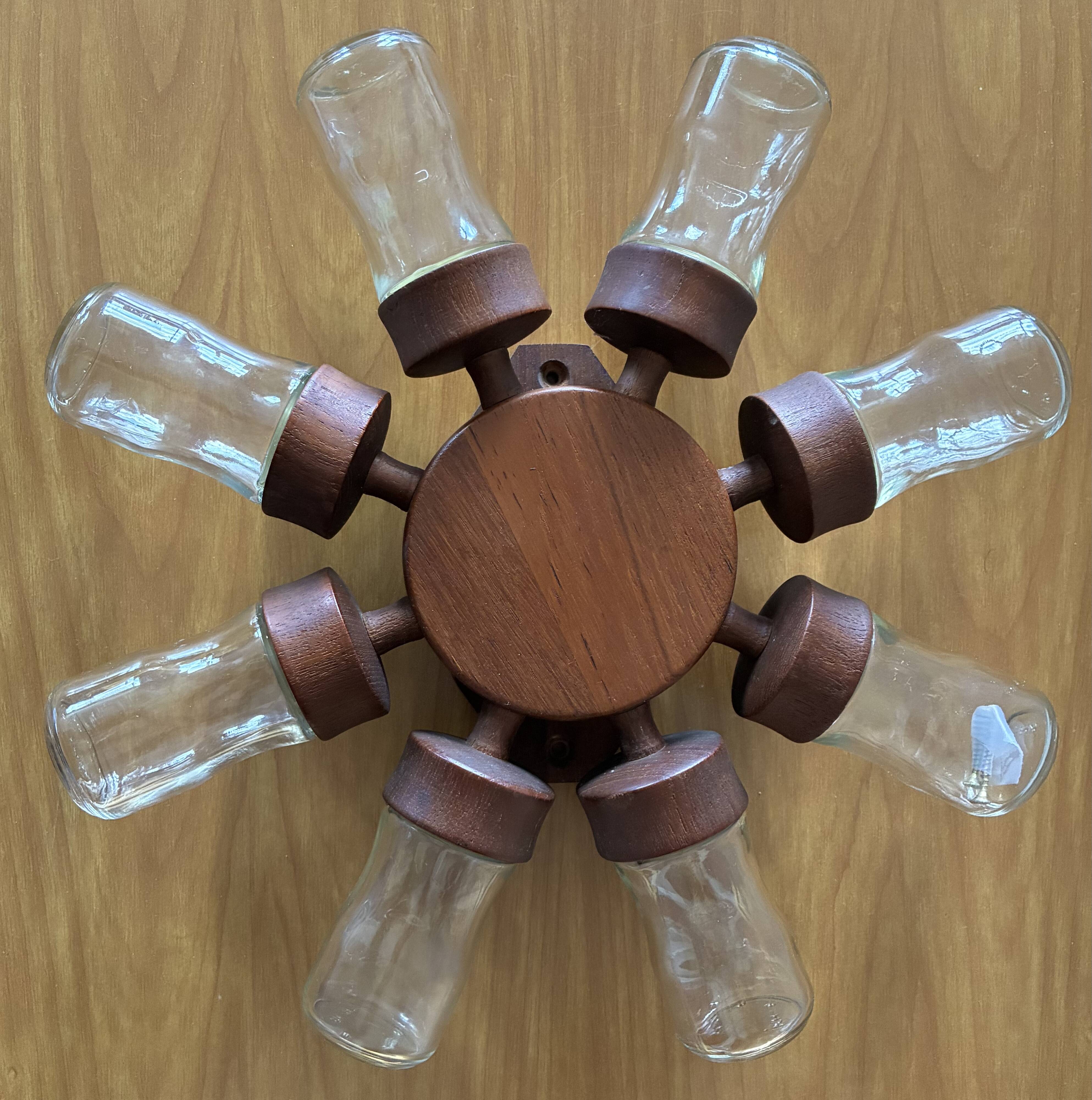 Vintage 70s spice rack