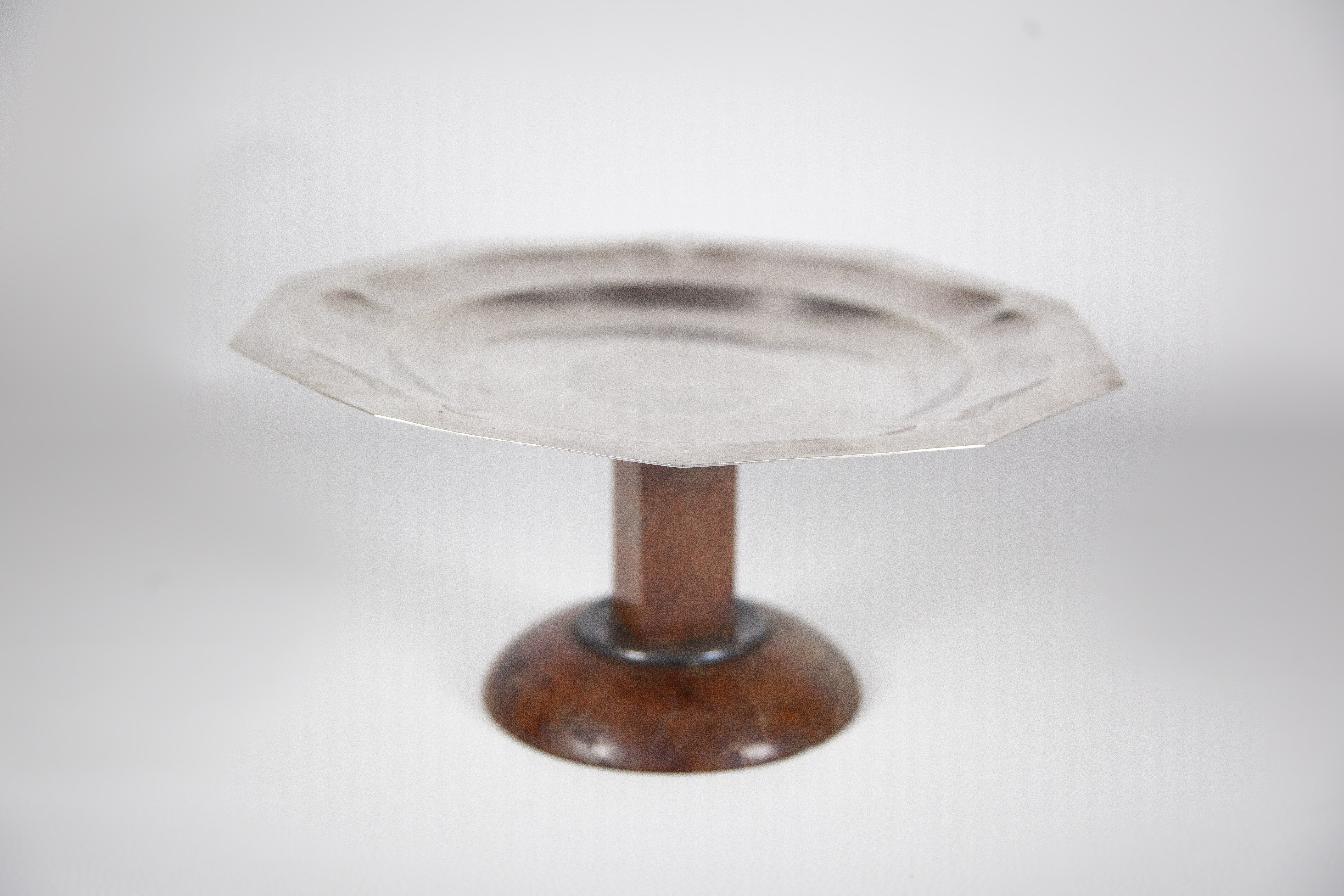 Art Deco cup