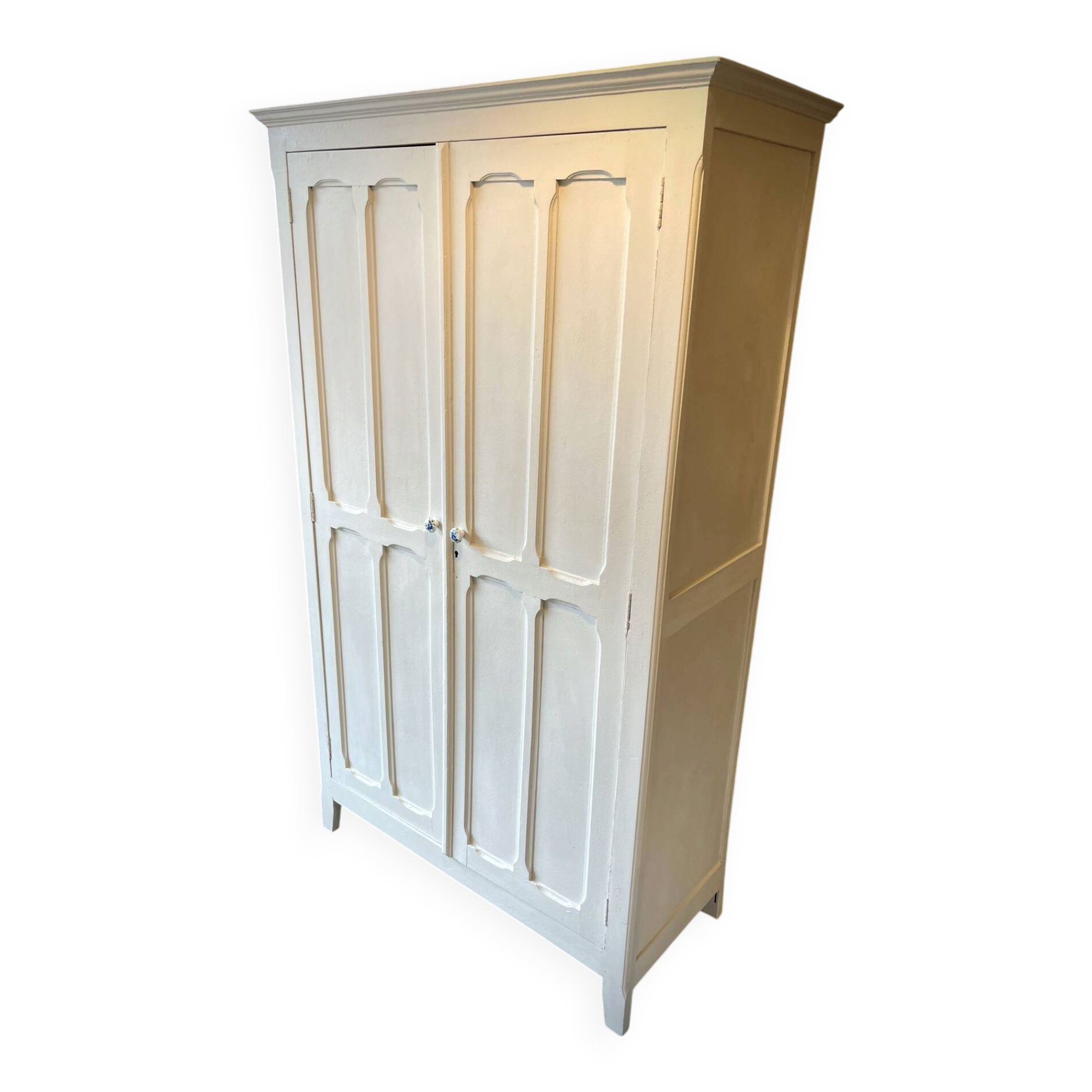 Ancien armoire Parisienne