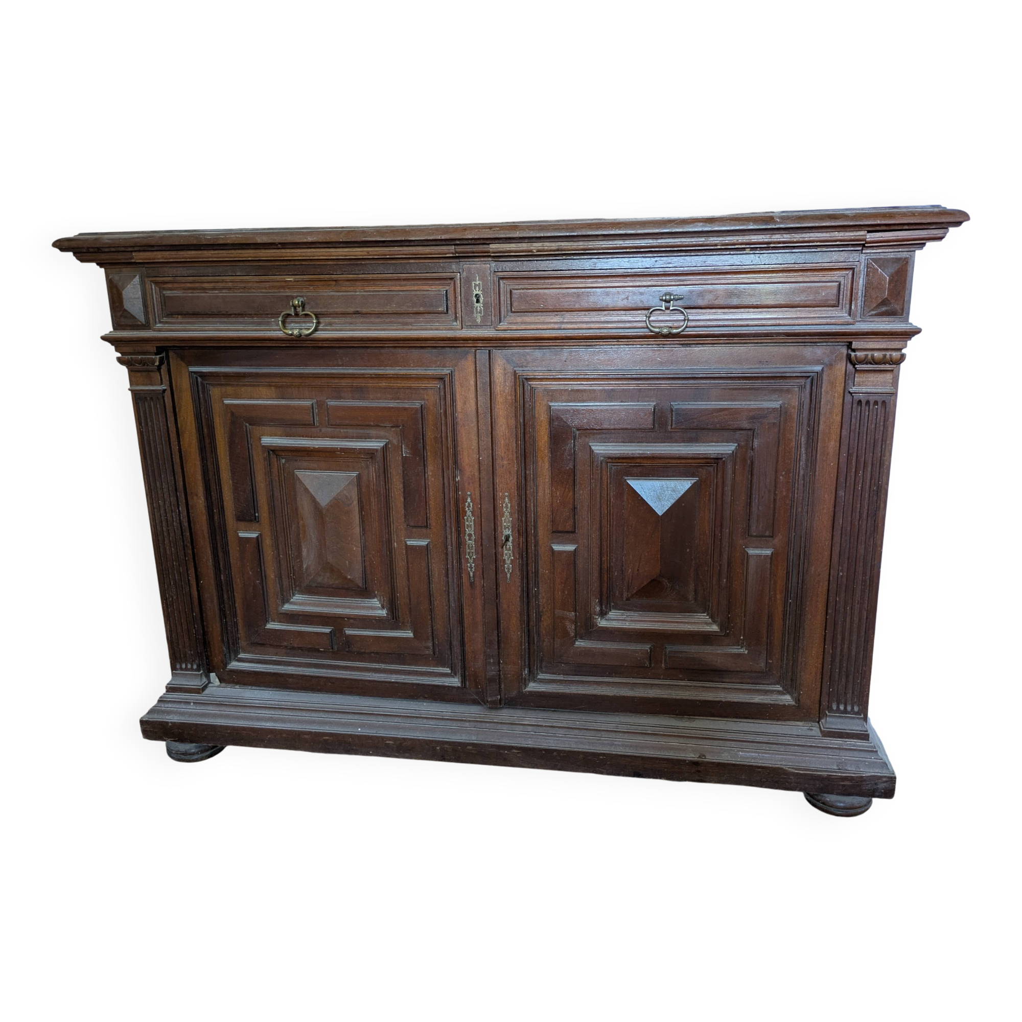 Low buffet in Louis XIII style made of solid walnut – Panels in "Pointe de Diamant"