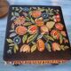 Tabouret ancien en noyer massif, Louis 13 tapisserie
