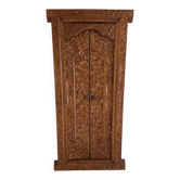 Porte sculptée