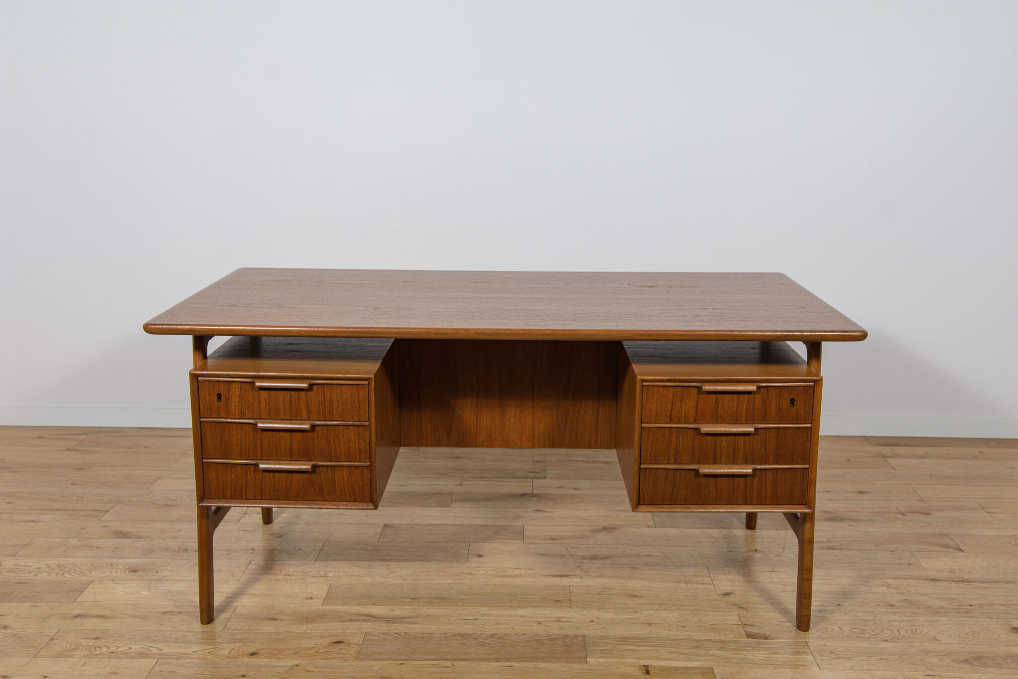 Mid-Century Teak Model 75 Freestanding Desk from Omann Jun, Denmark, 1950s