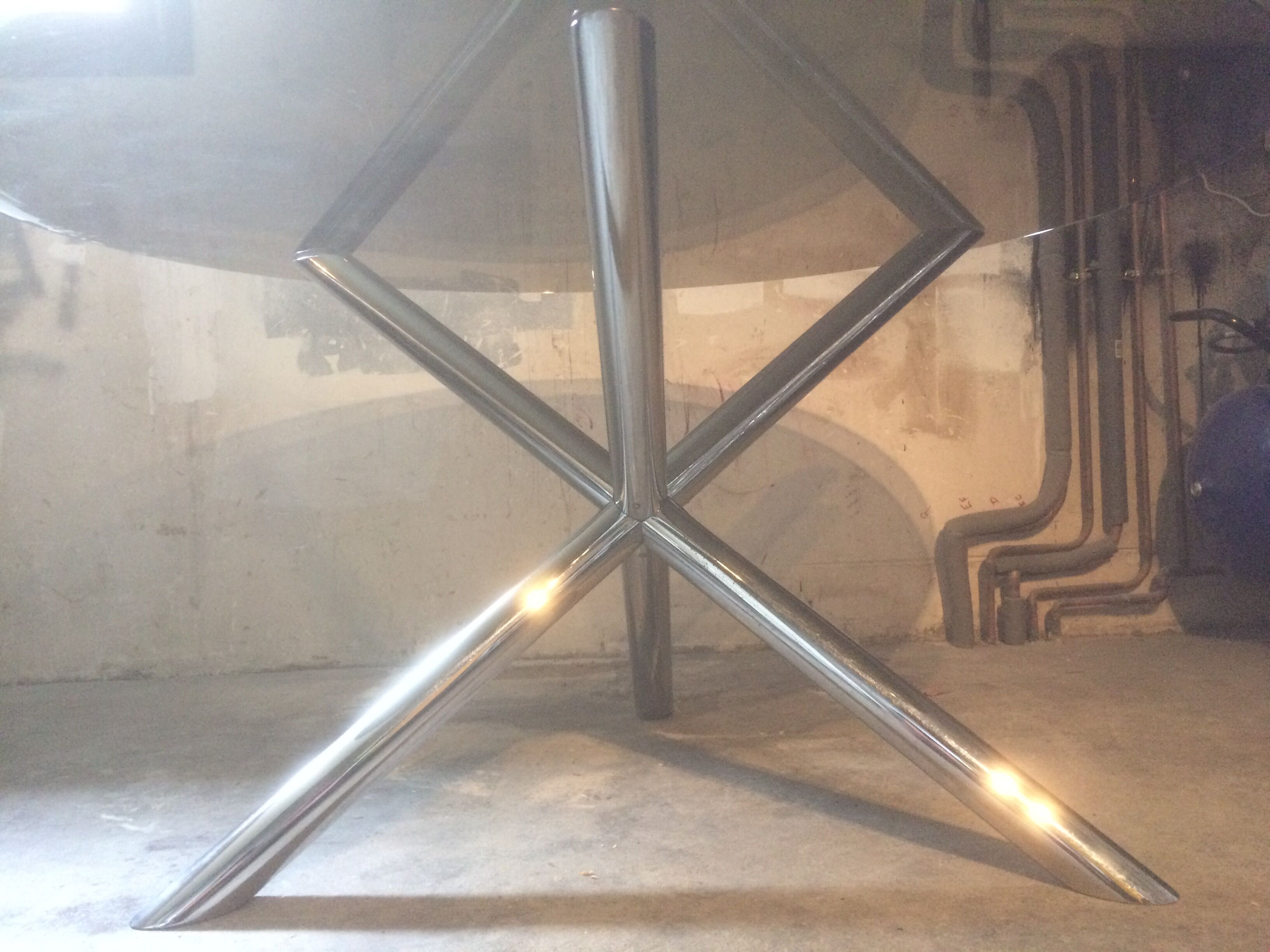 Renato ZEVI dining room table. 1970