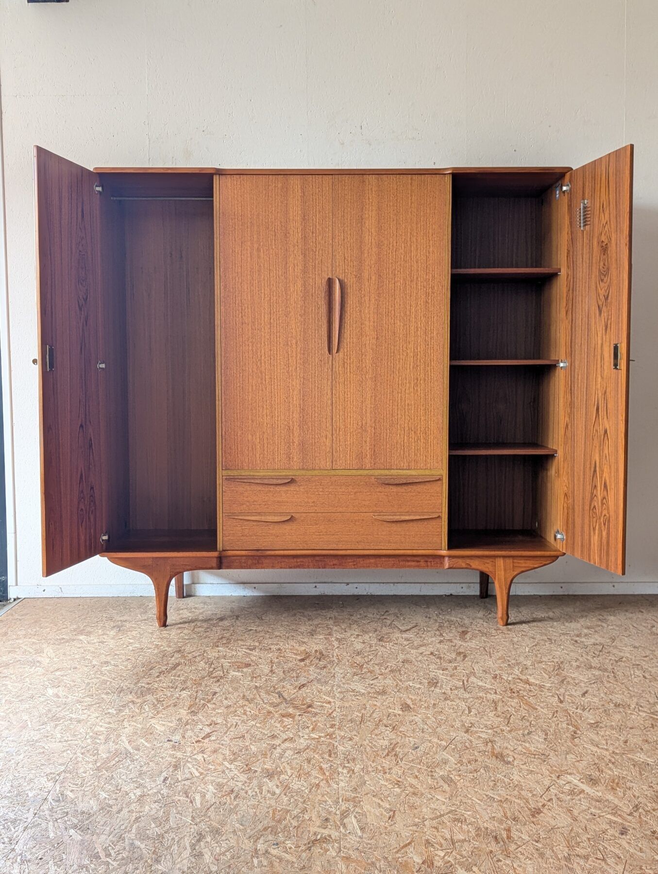 Teak wardrobe Tricoire & Vecchione 1960s