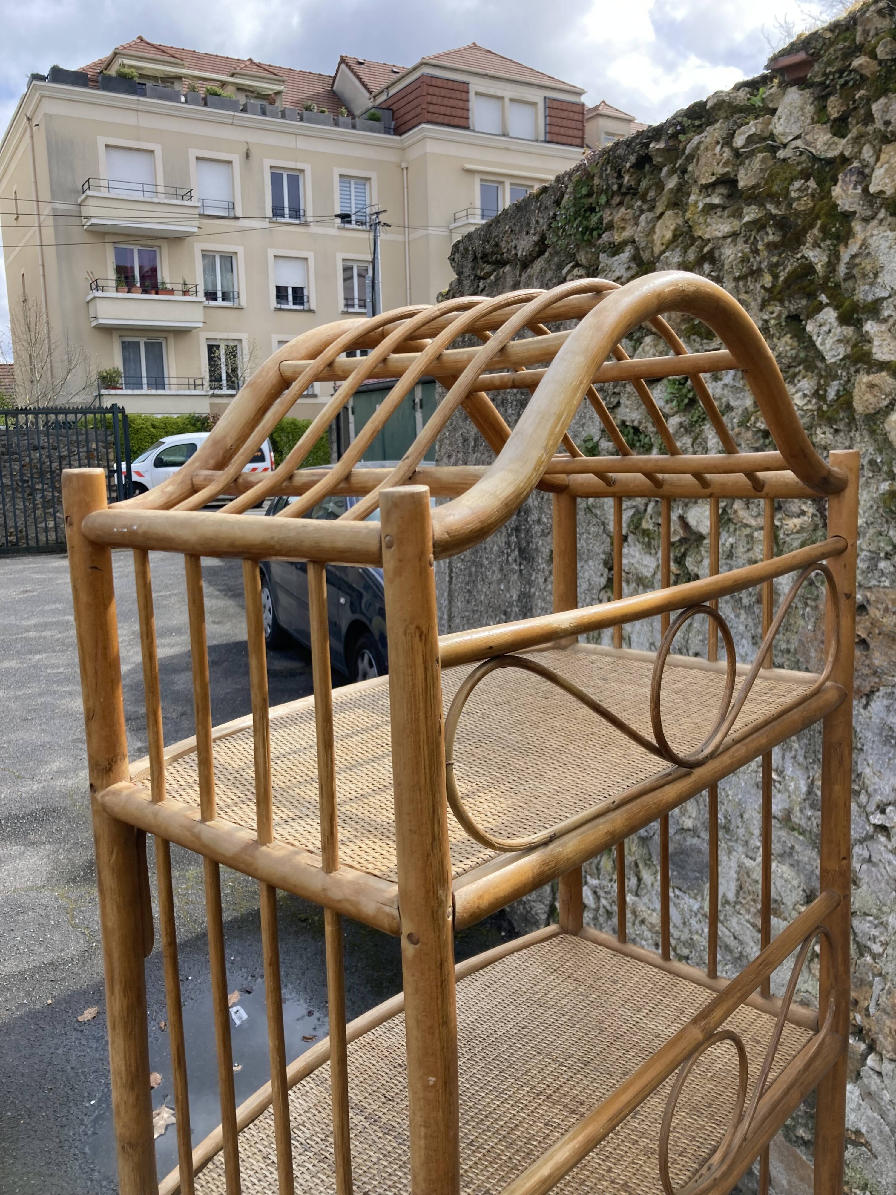 Rattan furniture for veranda.