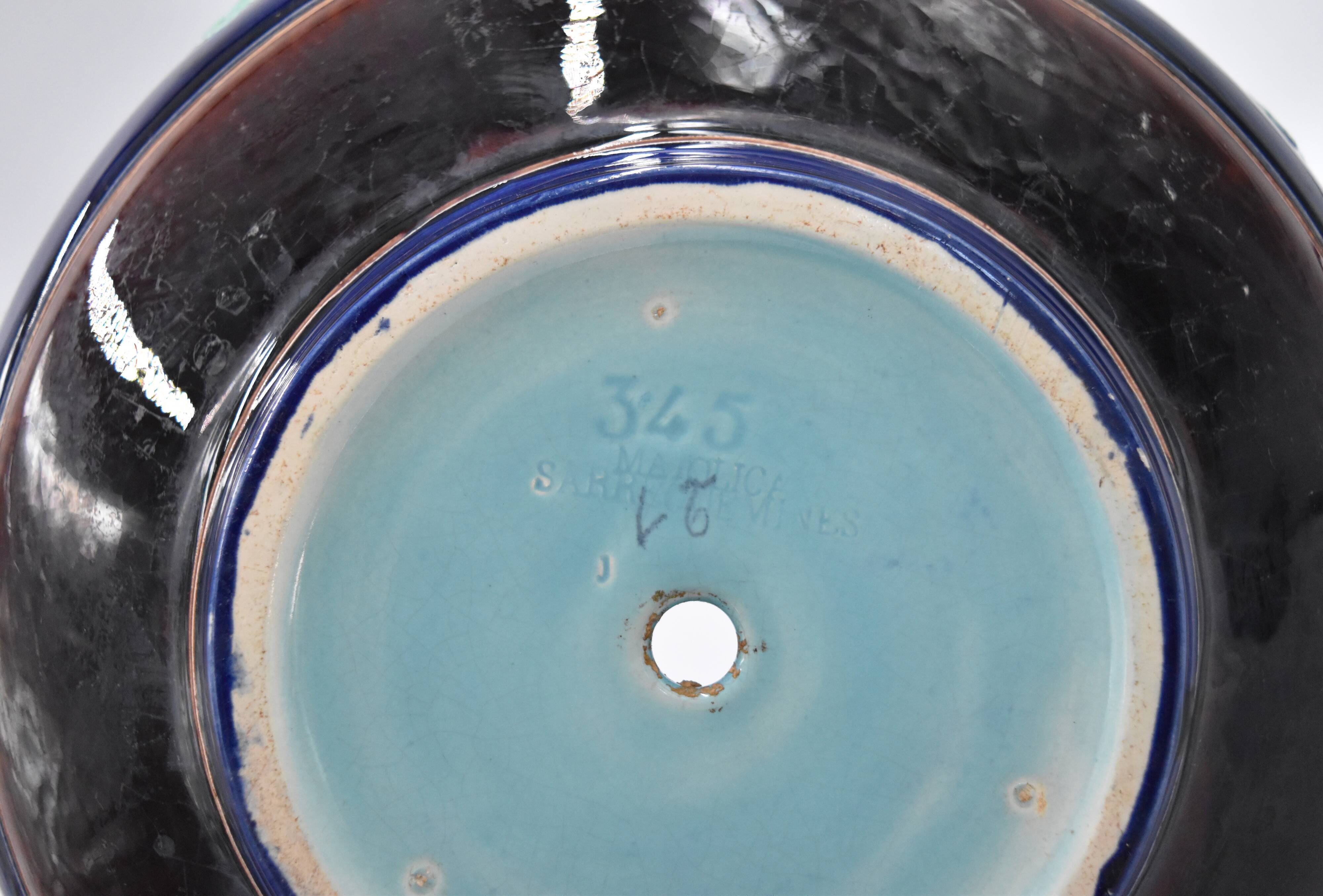 Cover-pot decor of murals in majolica Sarreguemines Majolica earthenware