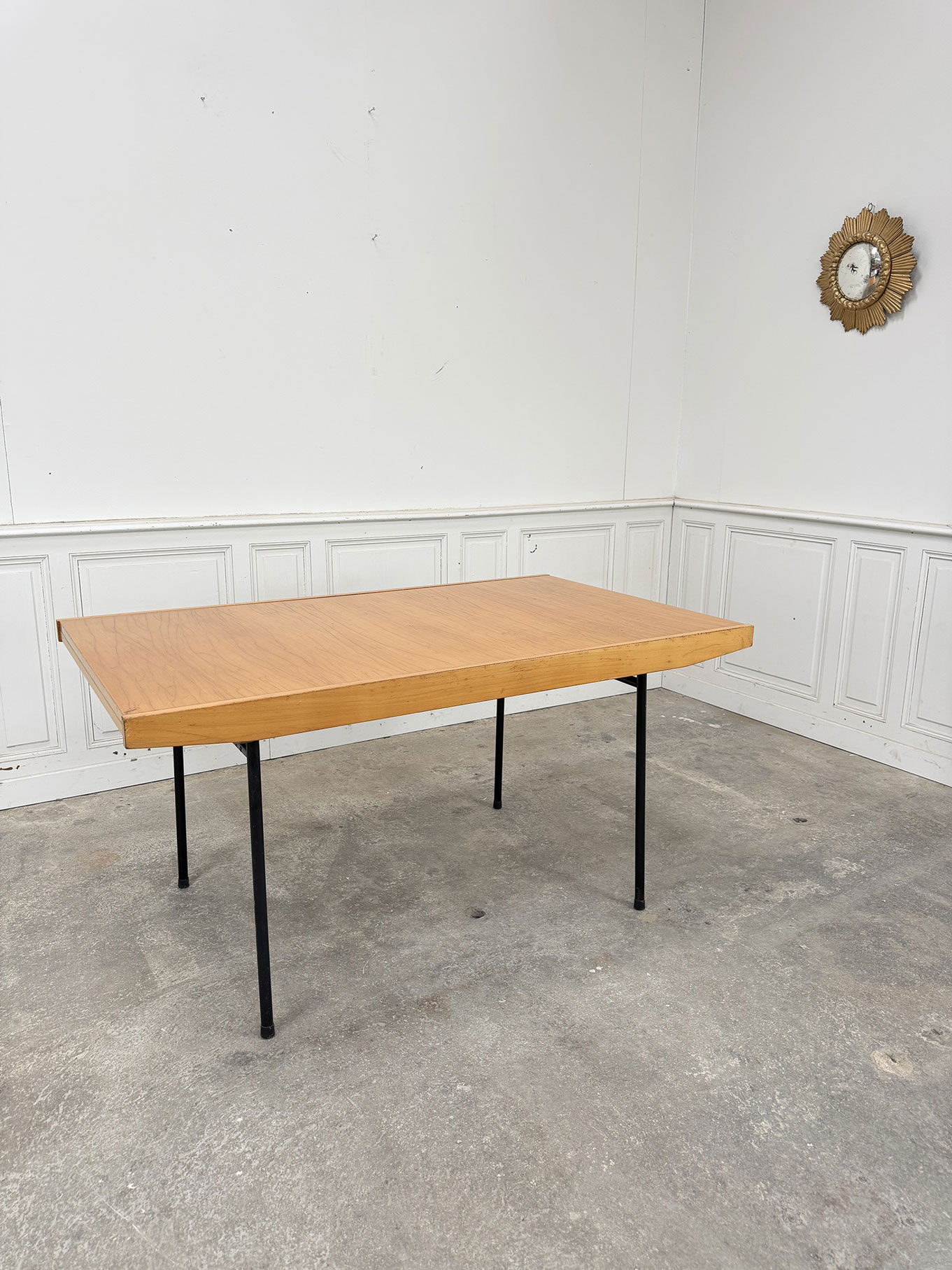 Table Alain Richard 1950