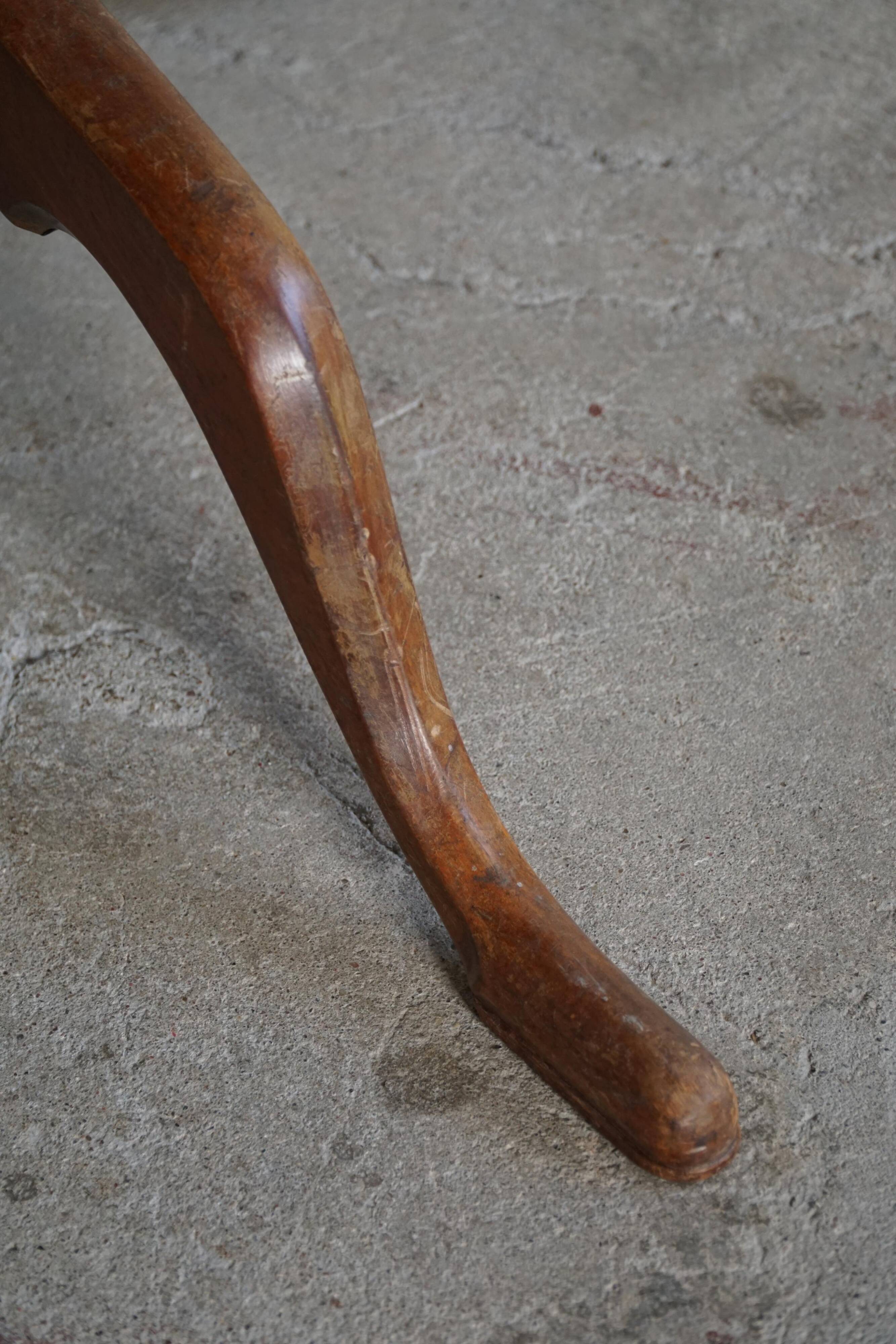 A Swedish folding table made of burl wood by Carl Hollst, Eskilstuna, 1787-1830.