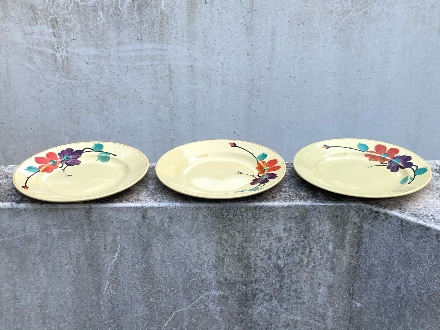 Lot flower plates Sarreguemines