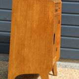 Furniture with 1 door and 1 drawer in light oak.