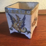 19th pot cover
