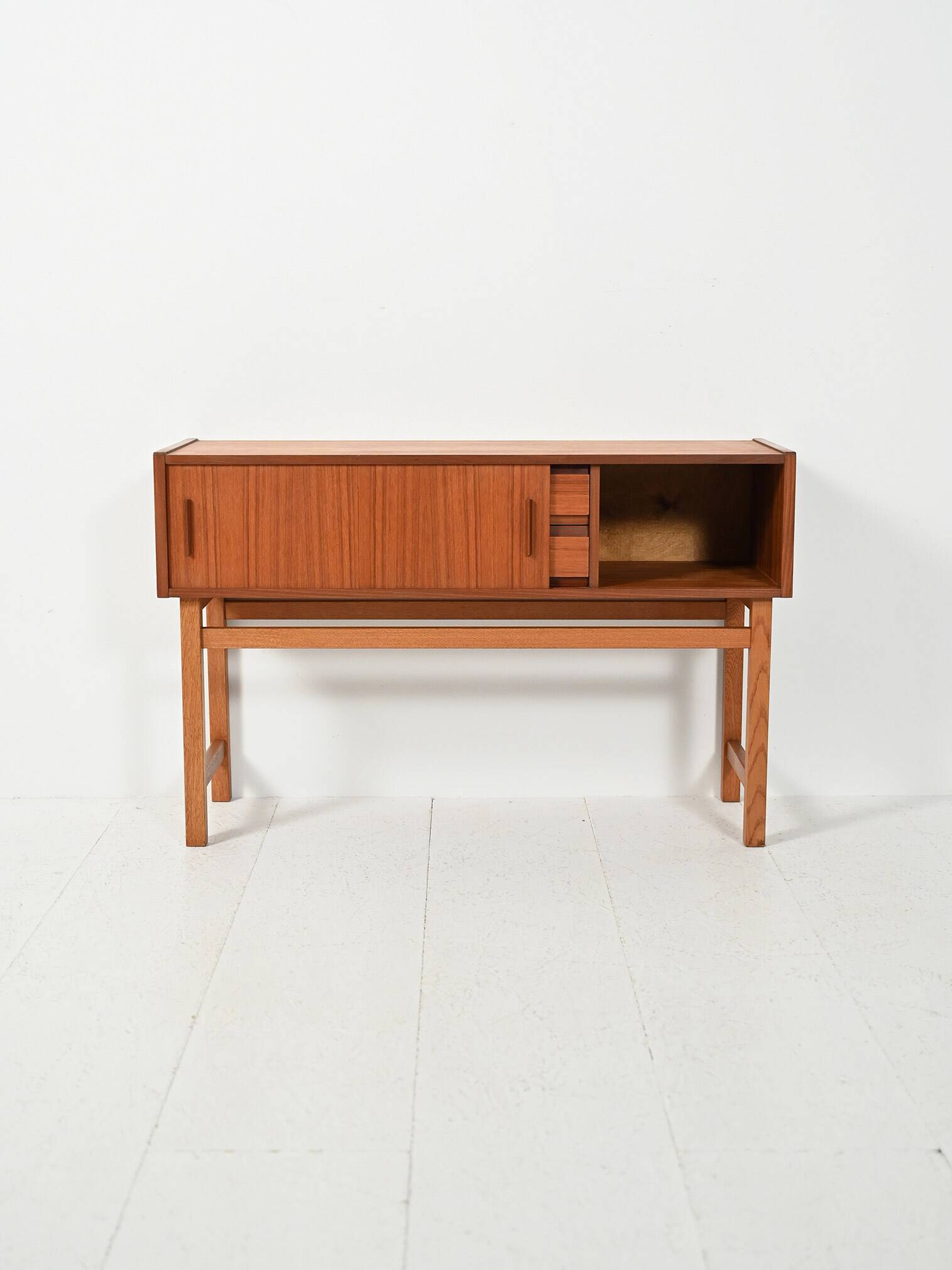 Scandinavian entrance cabinet from the 1950s–1960s
