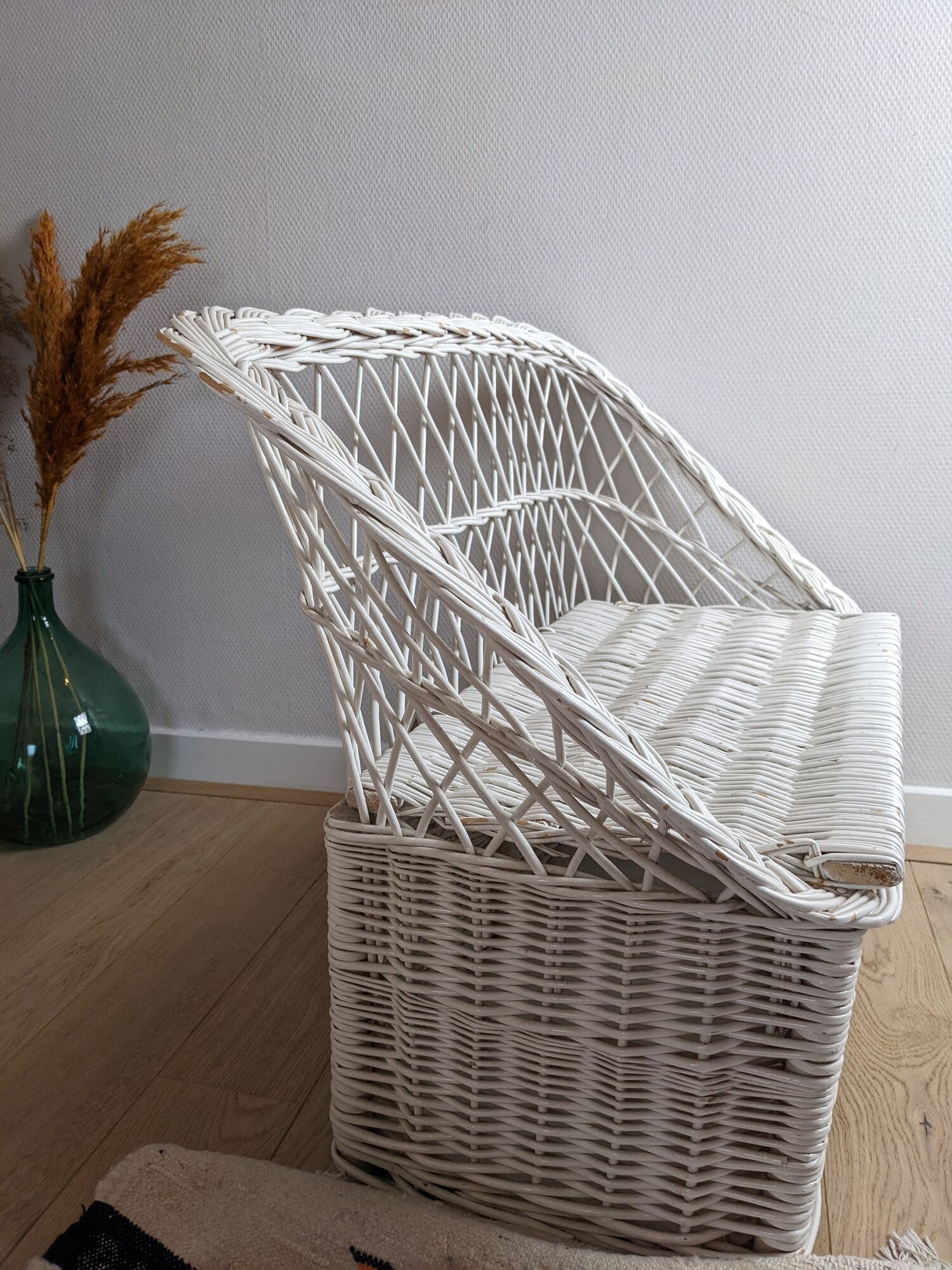 Bench storage chest vintage children's armchair in wicker rattan